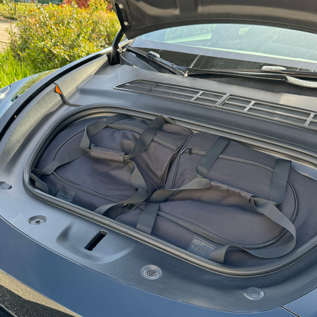 Etutavaratilan (frunk) kylmälaukut Tesla Model Y:lle
