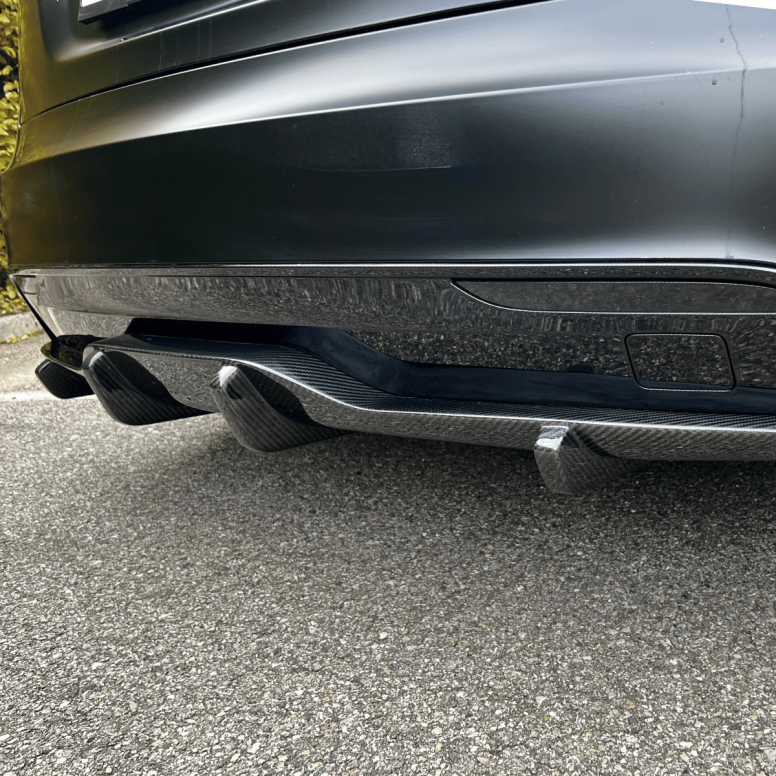 Karbónový difúzor DynoTec ElementX® pre Tesla Model S LR & Plaid 2022+