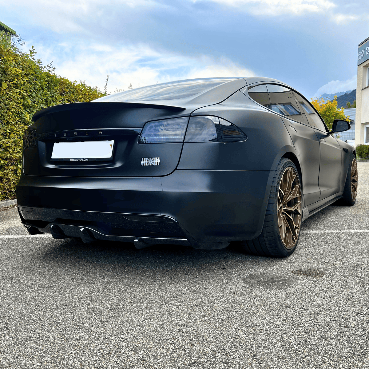 Karbónový difúzor DynoTec ElementX® pre Tesla Model S LR & Plaid 2022+