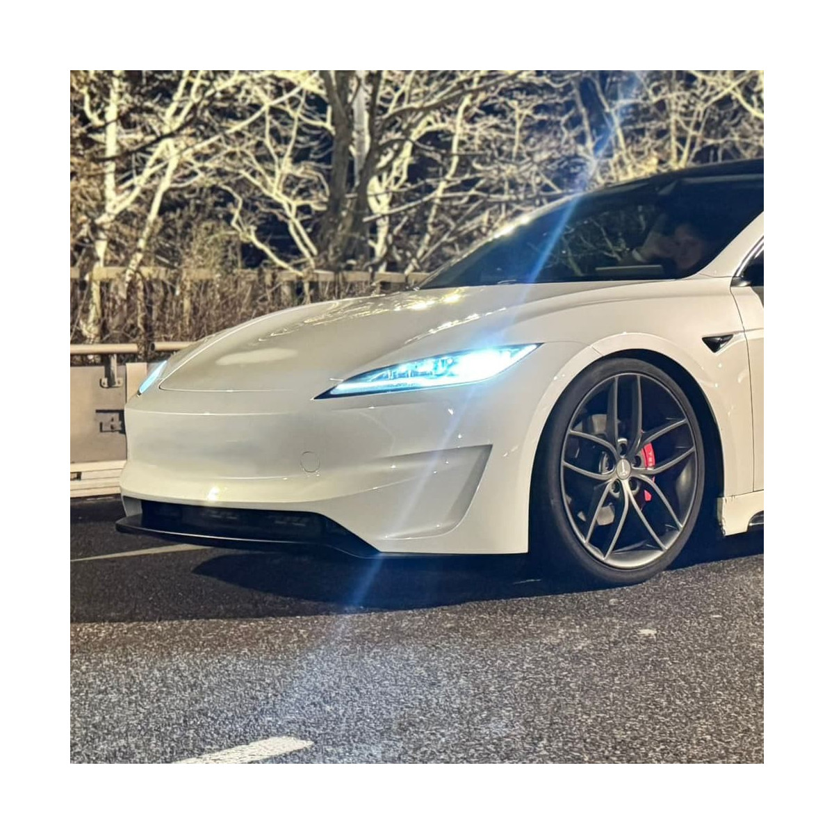 Zestaw do konwersji na zderzak Performance do Tesla Model 3 Highland