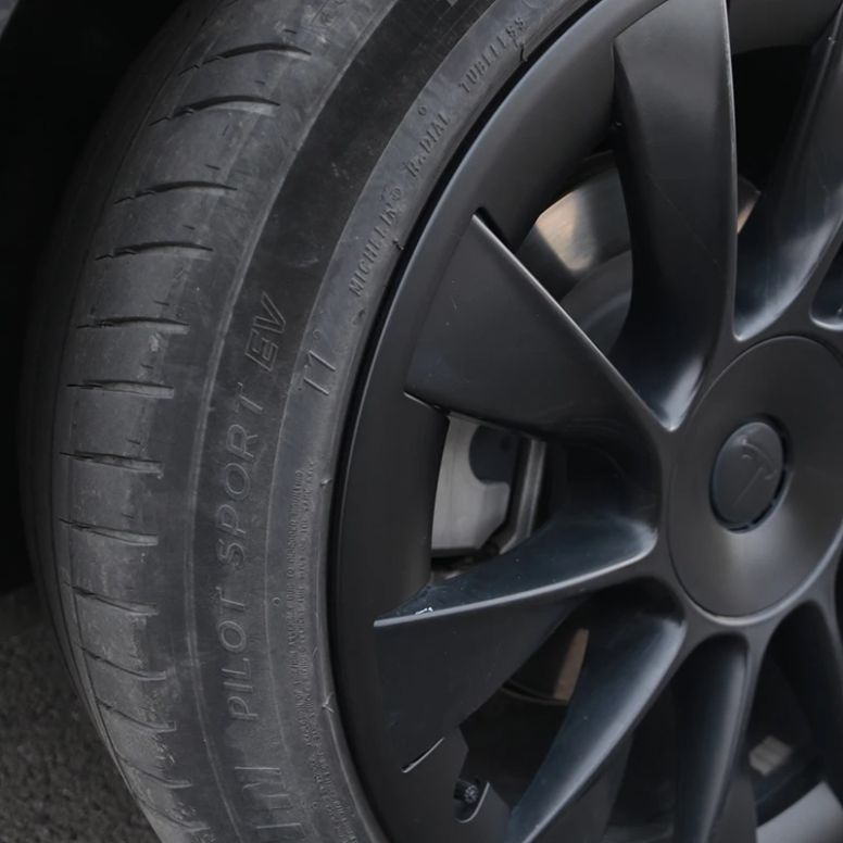Tesla Protecția jantei pentru Model Y