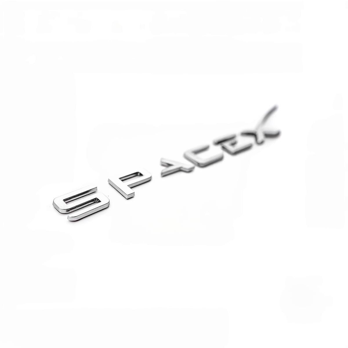 Tesla Emblemă "SPACE X" pentru compartimentul pentru bagaje din spate - modelele S, X, 3 și Y