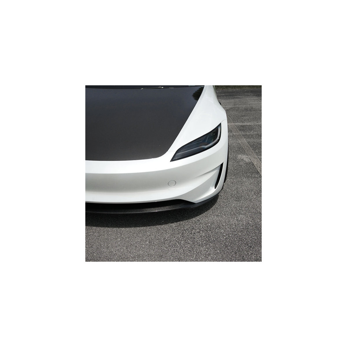 Erstatningsfrontleppe i karbon til Tesla Model 3 2024+ Highland Performance