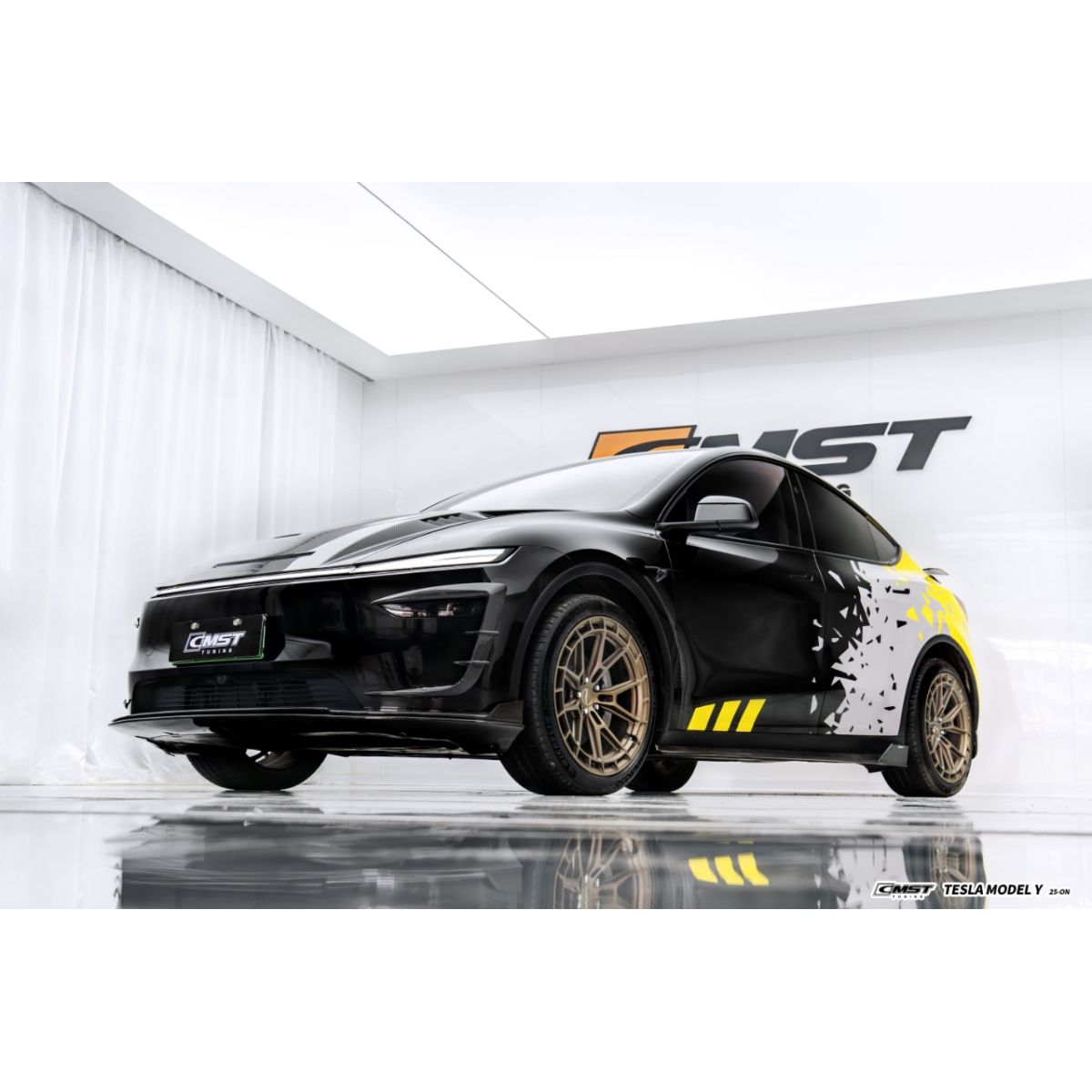 Far de ceață din carbon CMST V2 pentru Tesla Model Y Juniper 2025+