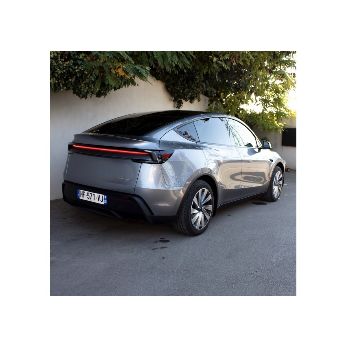 Set de 4 ornamente de roți Helix de 19" pentru Tesla Model Y Juniper 2025+