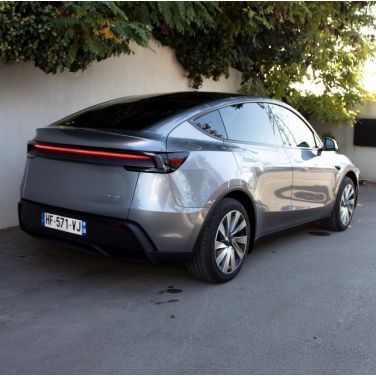 Lot de 4 enjoliveurs style Helix 19 pouces pour Tesla Model Y Juniper 2025+