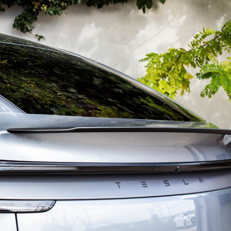Heckspoiler Ludicrous aus Kunststoff für Tesla Model Y Juniper 2025+