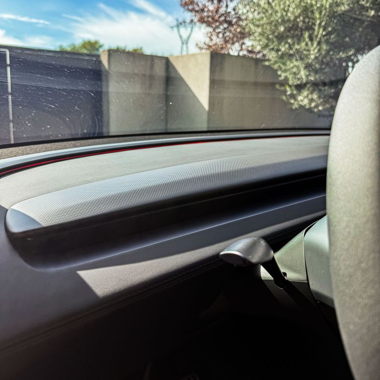Ταμπλό από ανθρακονήματα "Plain Weave" για Tesla Model 3 Highland 2024+ και Model Y Juniper 2025+