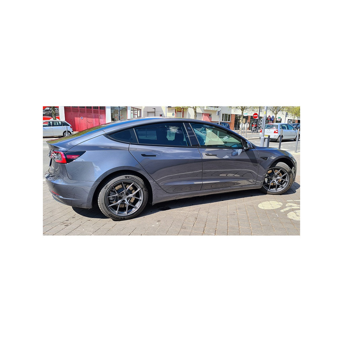 Sada 4 diskov Japan Racing JR SL01 pre Tesla Model 3
