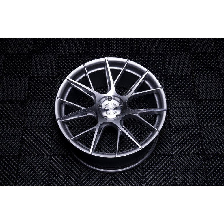 4 kpl Japan Racing JR 42 FlowForming -vanteita Tesla Model 3:lle