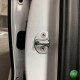 Colgador de puerta decorativo - Tesla Model 3
