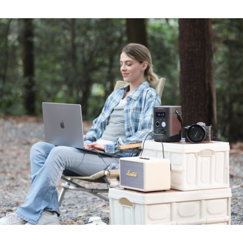 Jackery Explorer 300D: bærbar powerstation 288 Wh USB-C