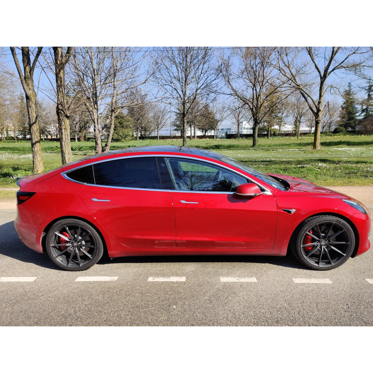 Jante Competition Leggera pentru Tesla Model 3 și Tesla Model Y