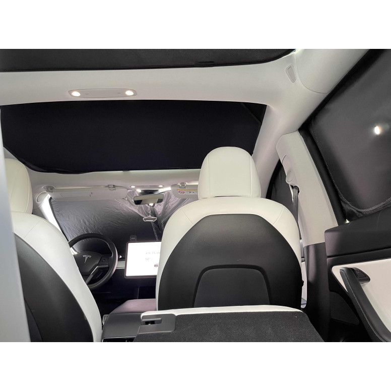 Osłona przeciwsłoneczna szyby bocznej na kemping - Tesla Model 3