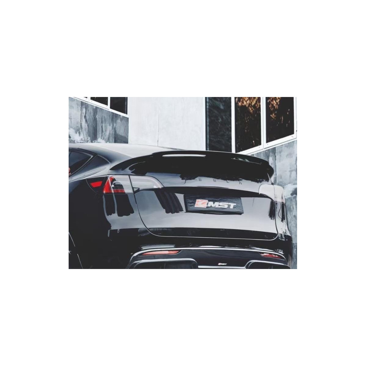 CMST® Carbon Heckspoiler - Tesla Model Y