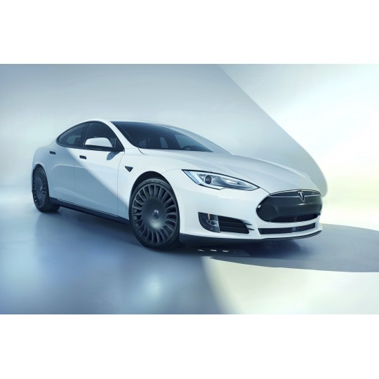 4 vanteen sarja The New Aero The Razor 19" tai 21" osoitteessa Tesla Model S
