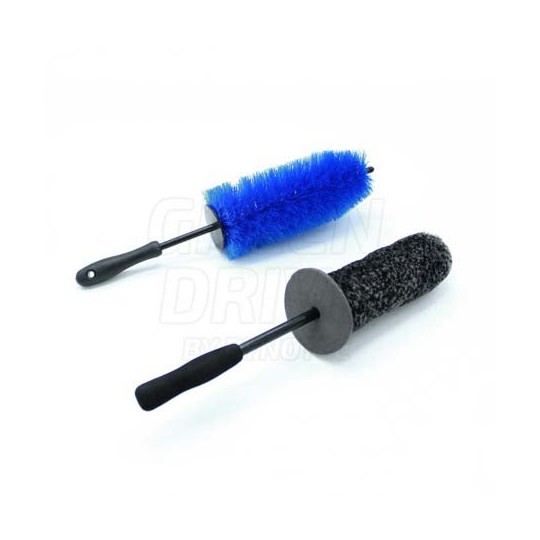 Set of 2 premium brushes for rim cleaning