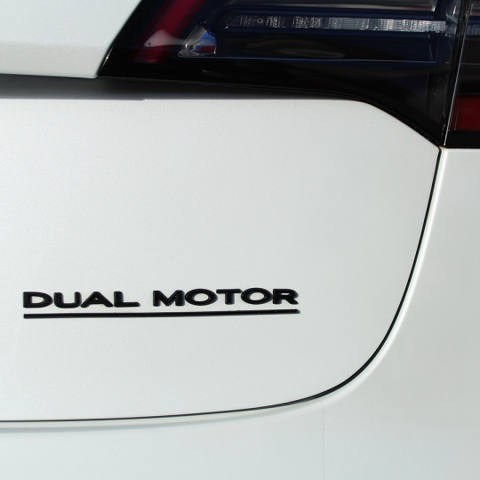 Emblema "DUAL MOTOR" per il baule posteriore - Tesla Model S, X, 3 & Y