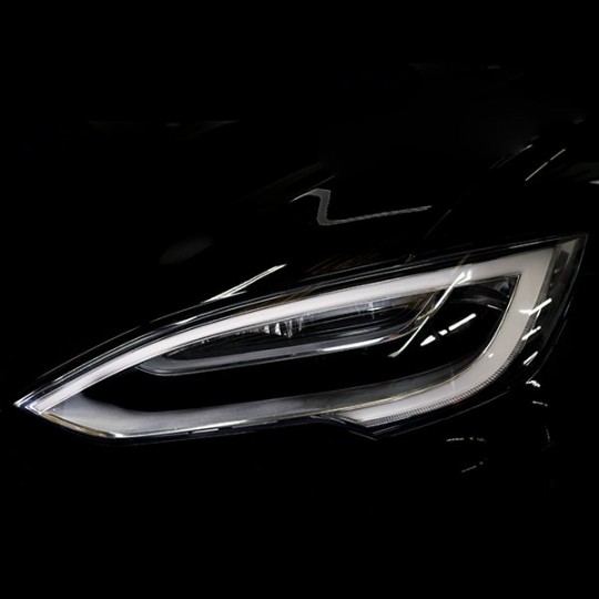 PPF front headlight protection for Tesla Model S