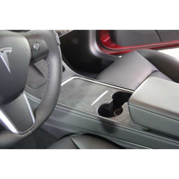 Mittelkonsole in echtem Alcantara® für Tesla Model 3 und Y