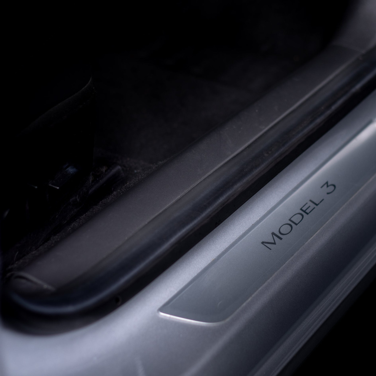 PROTECȚIE PPF PRAGURI INTERIOARE DE UȘI - TESLA MODEL 3