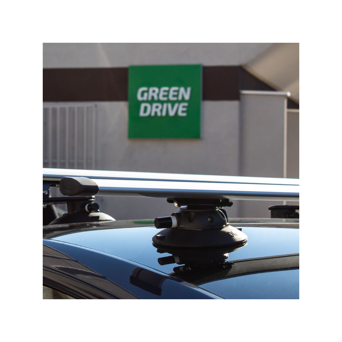 Bagażniki dachowe TreeFrog z przyssawkami do modeli Tesla Model 3, Y, S i X