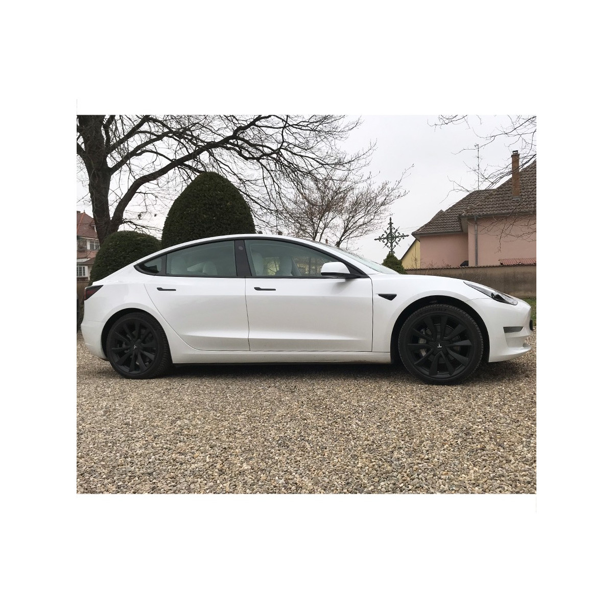 Tesla Model 3 Tesla Sada 4 19" alebo 20" športových kolies - a Model Y