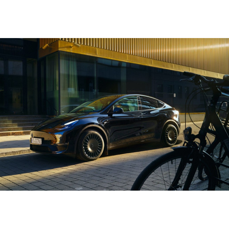 The New Aero The Razor Tesla Σετ 4 τροχών 19 ιντσών με διαμορφωμένη ροή κατεύθυνσης για Model Y