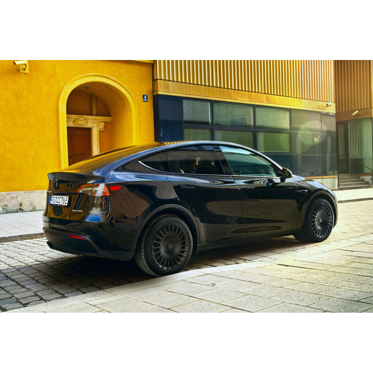 The New Aero The Razor Tesla Σετ 4 τροχών 19 ιντσών με διαμορφωμένη ροή κατεύθυνσης για Model Y