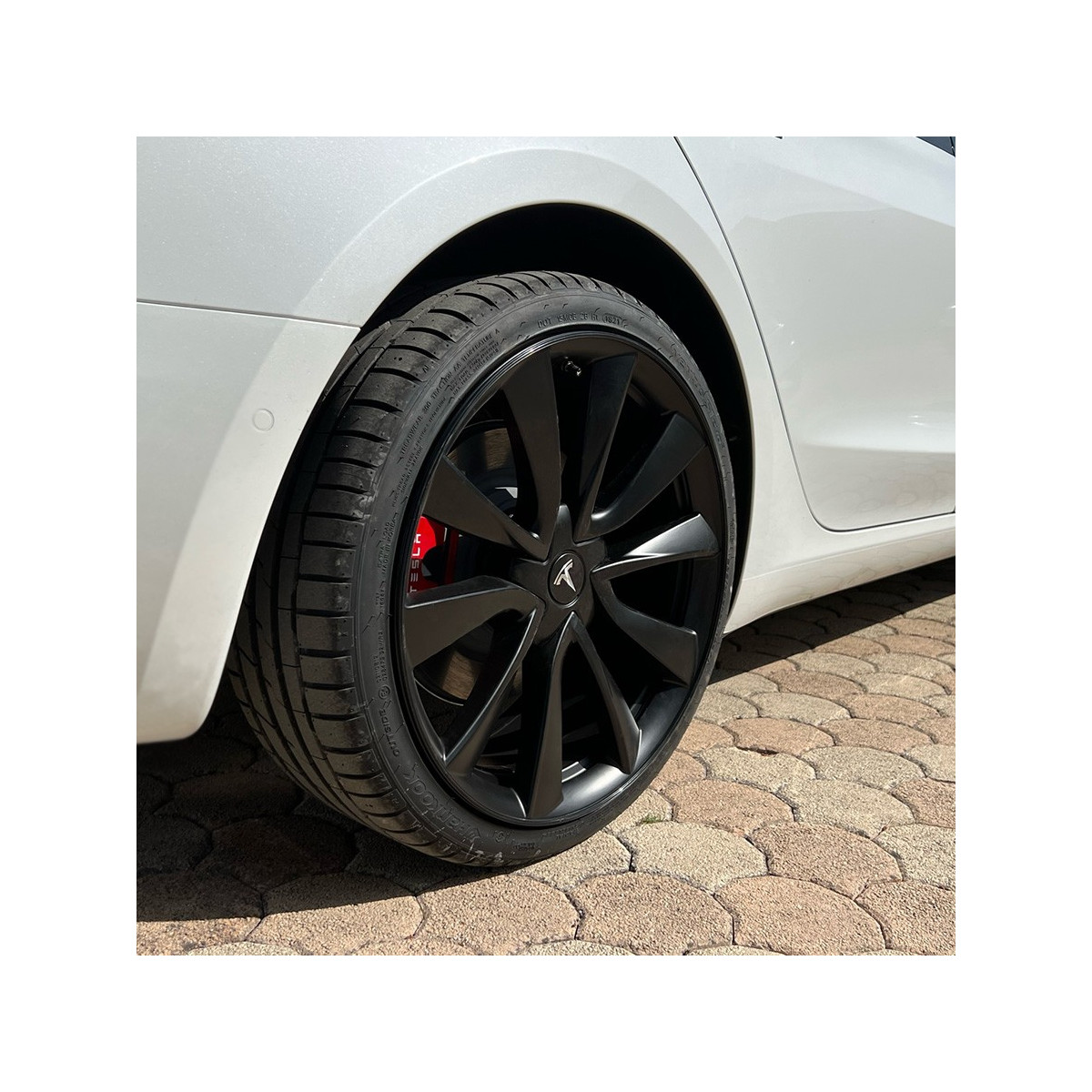 Tesla Model 3 Tesla Sada 4 19" alebo 20" športových kolies - a Model Y