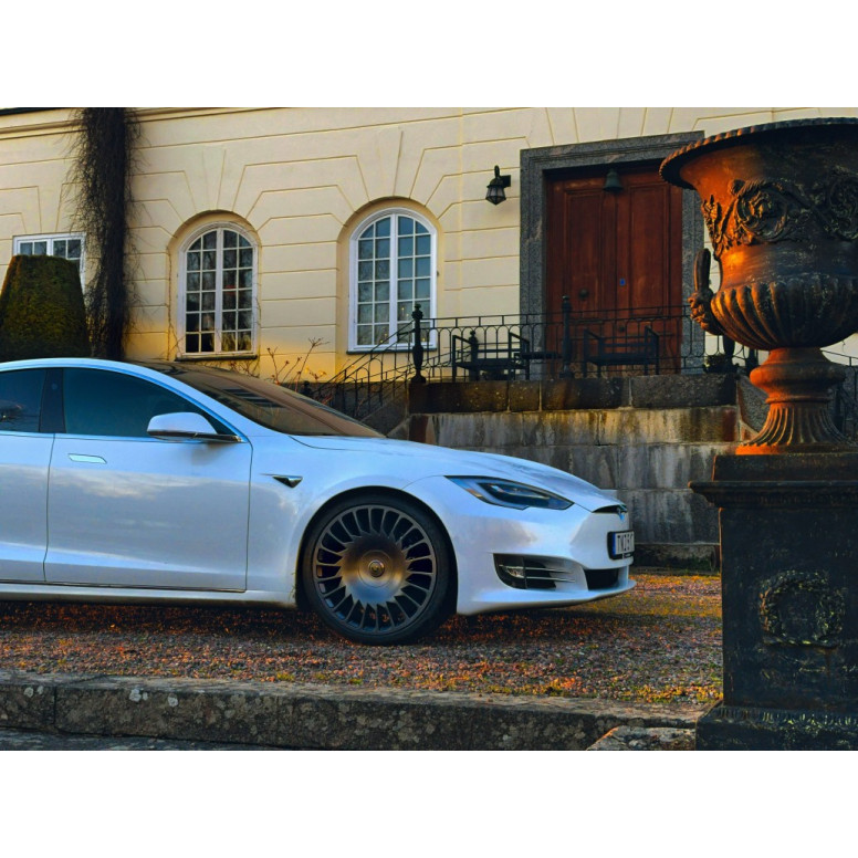 Set de 4 jante The New Aero The Razor de 19" sau 21" pentru Tesla Model S