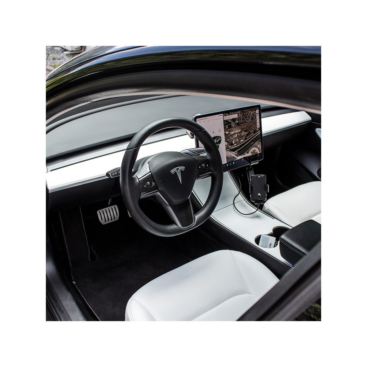 Inserție volan din carbon pentru Tesla Model 3 2021-2023 și Model Y 2022-2024