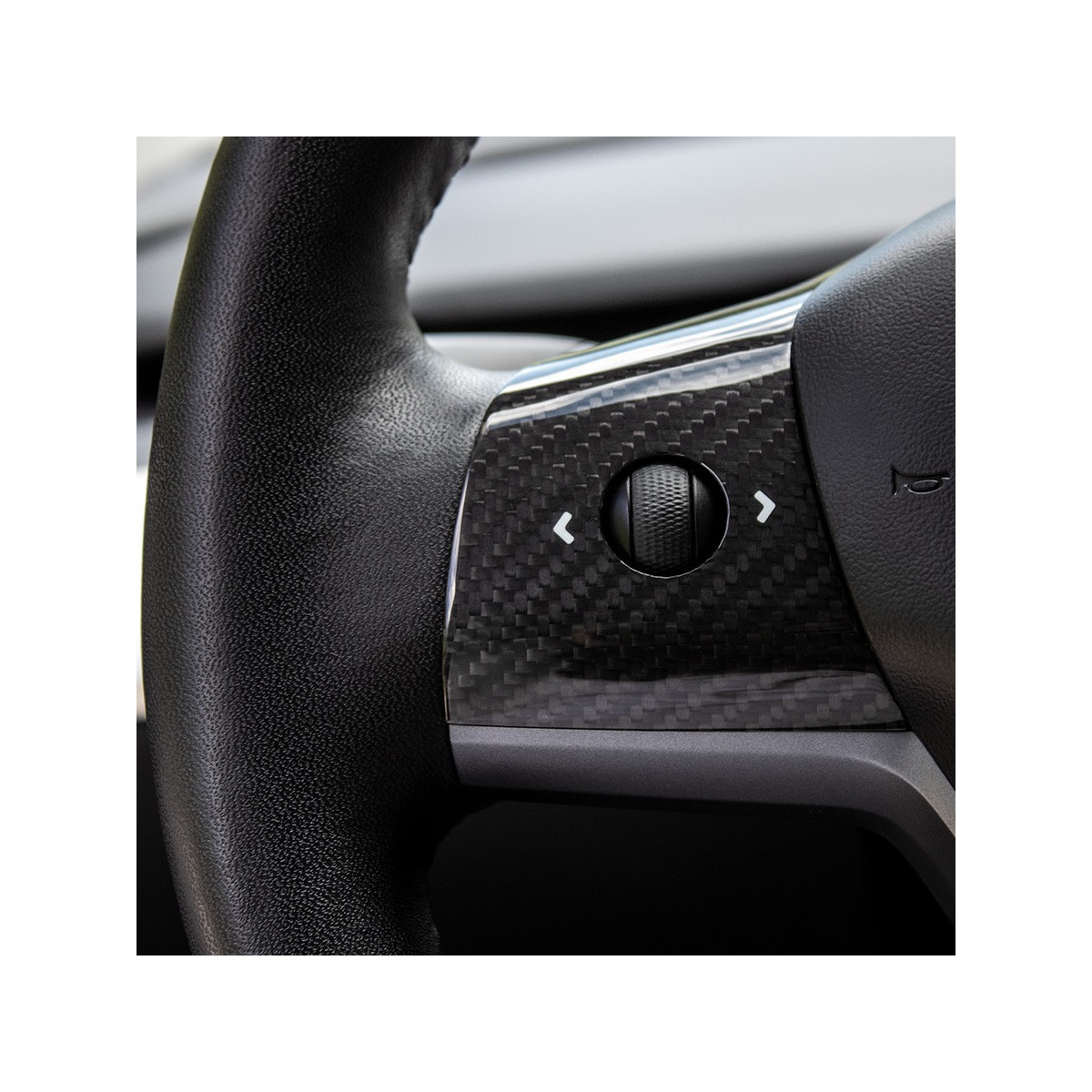 Inserție volan din carbon pentru Tesla Model 3 2021-2023 și Model Y 2022-2024