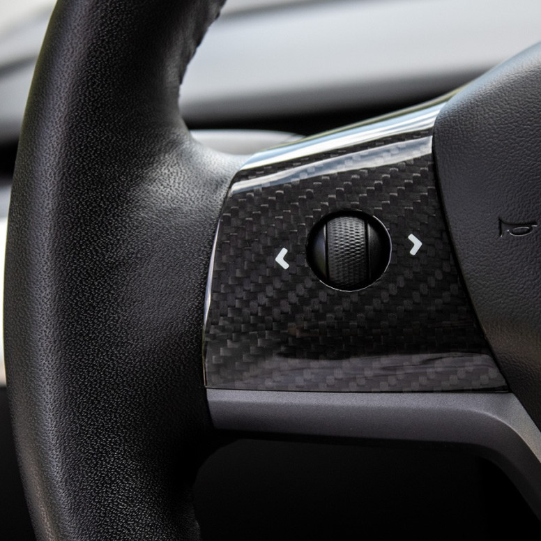 Inserție volan din carbon pentru Tesla Model 3 2021-2023 și Model Y 2022-2024
