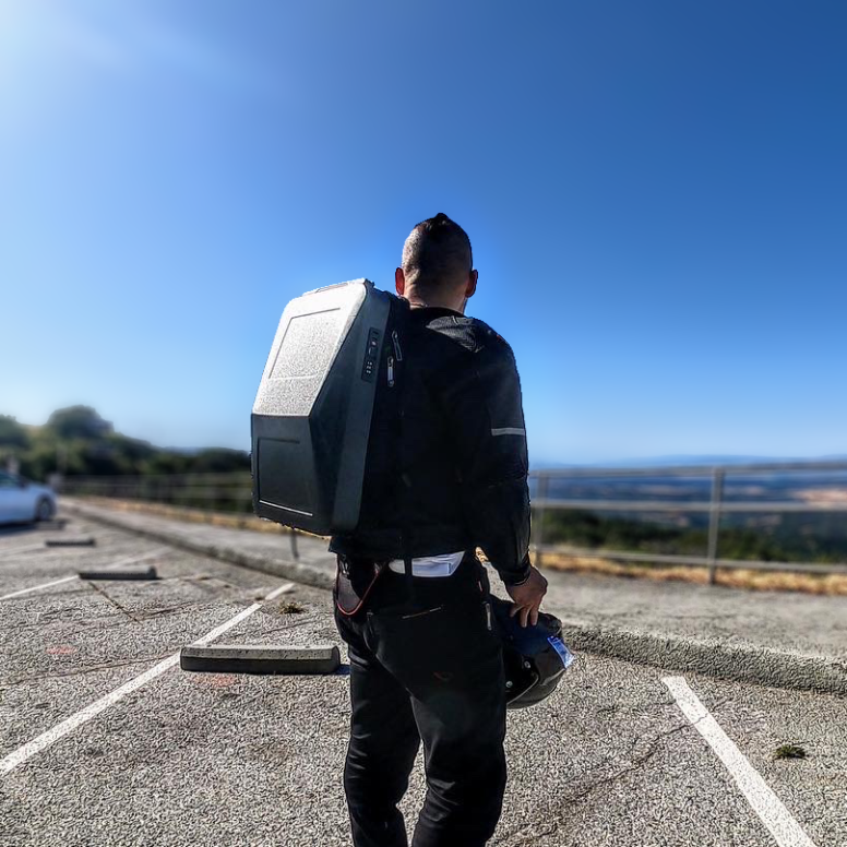 Cyberbackpack™ - Mochila Cybertruck para viagens, trabalho e vida quotidiana