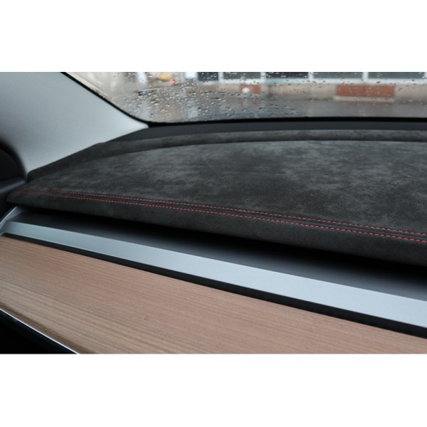 Planche de bord en Tissu Alcantara® véritable pour Tesla Model 3 et Model Y