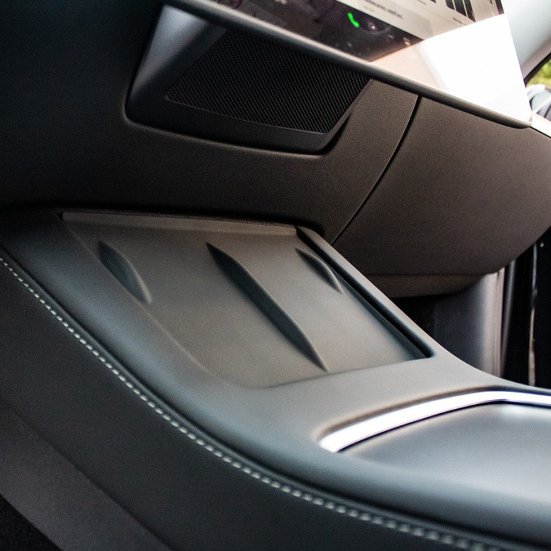 Sklisikker matte til trådløs lader for Tesla Model 3 og Model Y 2021+