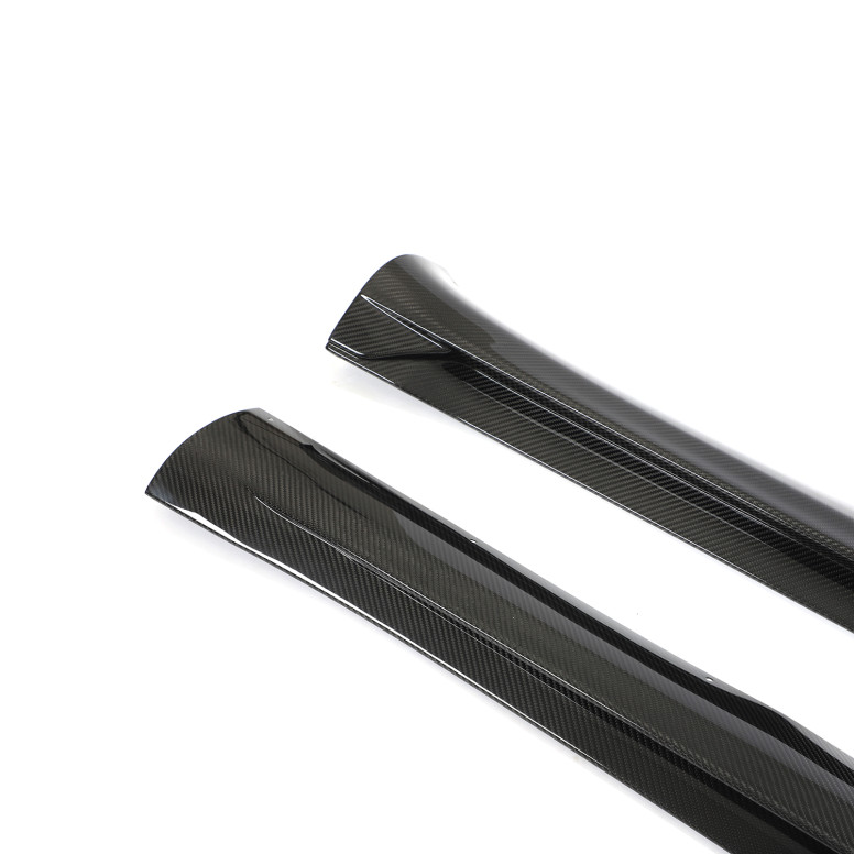 copy of Carbon-diffusor bagtil til Tesla Model Y