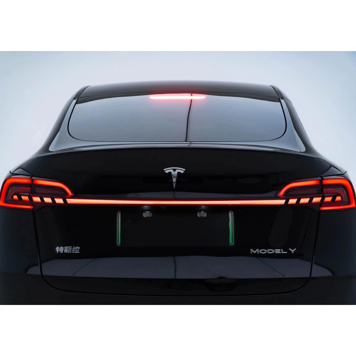 Zamienne tylne światła z listwą LED do Tesla Model 3 i Model Y