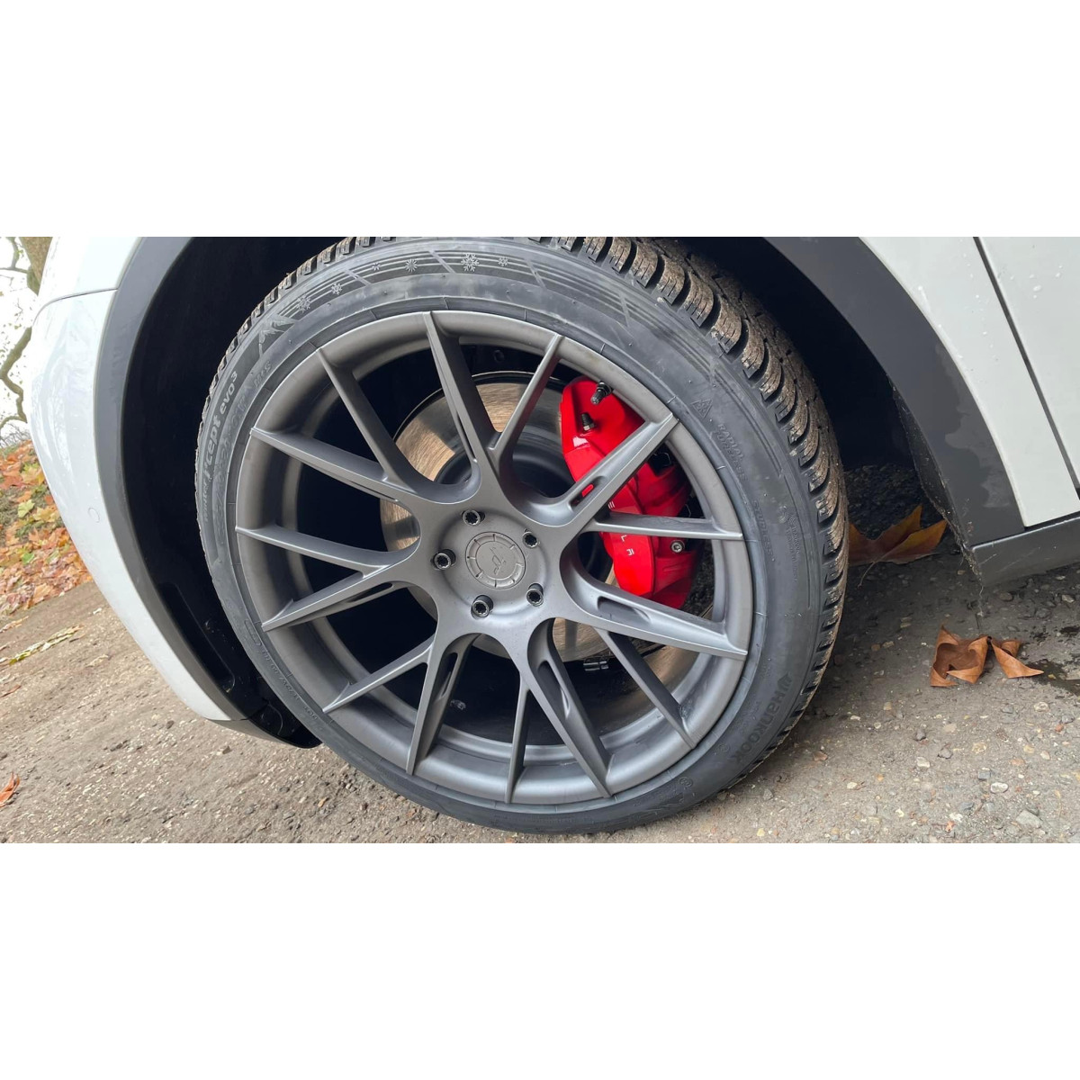 Σετ 4 ζαντών Japan Racing JR 42 FlowForming για Tesla Model Y