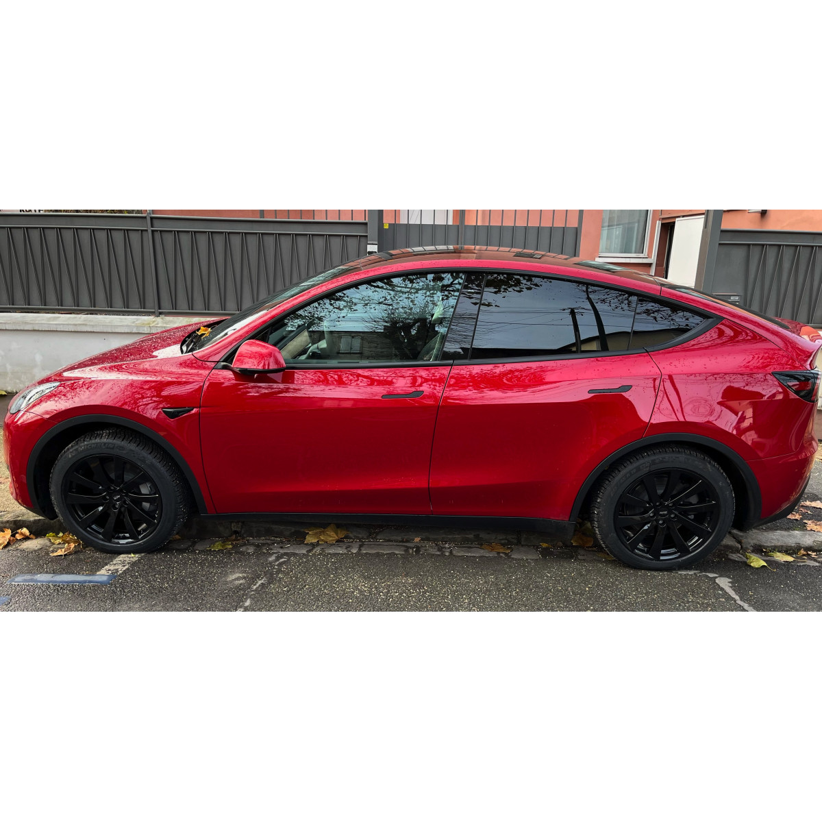 Roți de iarnă complete de 19'' pentru Tesla Model Y - Jante PL06 cu anvelope (set de 4)