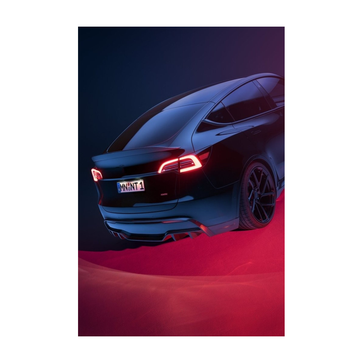 Novitec®-bagdiffusor i kulfiber til Tesla Model Y