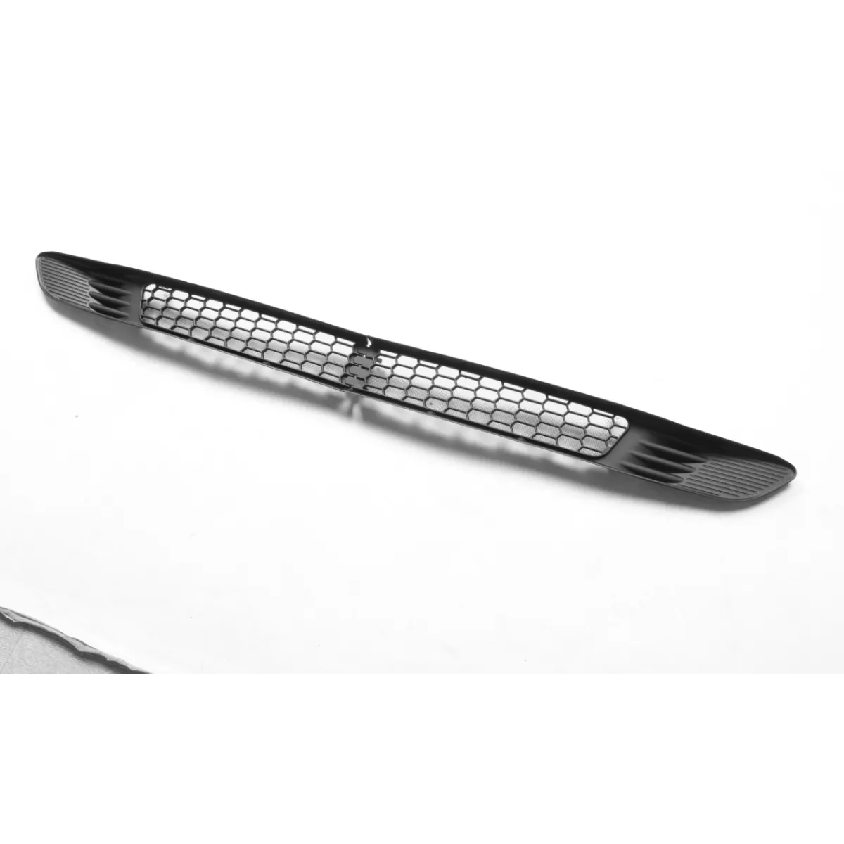 https://www.greendrive-accessories.com/6968-full_default/grille-de-protection-radiateur-pare-choc-pour-tesla-model-3.webp