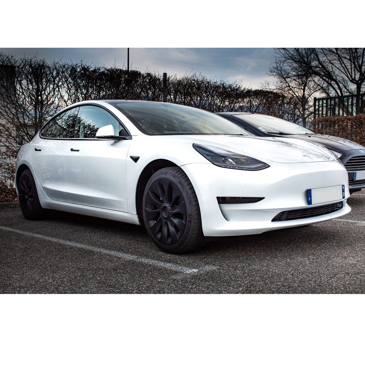 Sett med 4 stk. 18-tommers Uberturbine-felgdekk til Tesla Model 3 , 2017–2023
