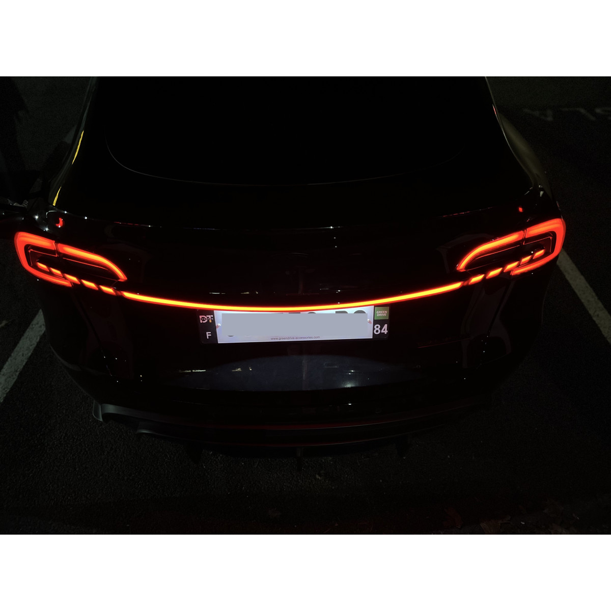 Substituição de luzes traseiras com barra LED para Tesla Model 3 e Model Y