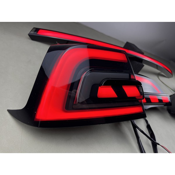 Replacement tail lights with LED bar for Tesla 3 and Model Y