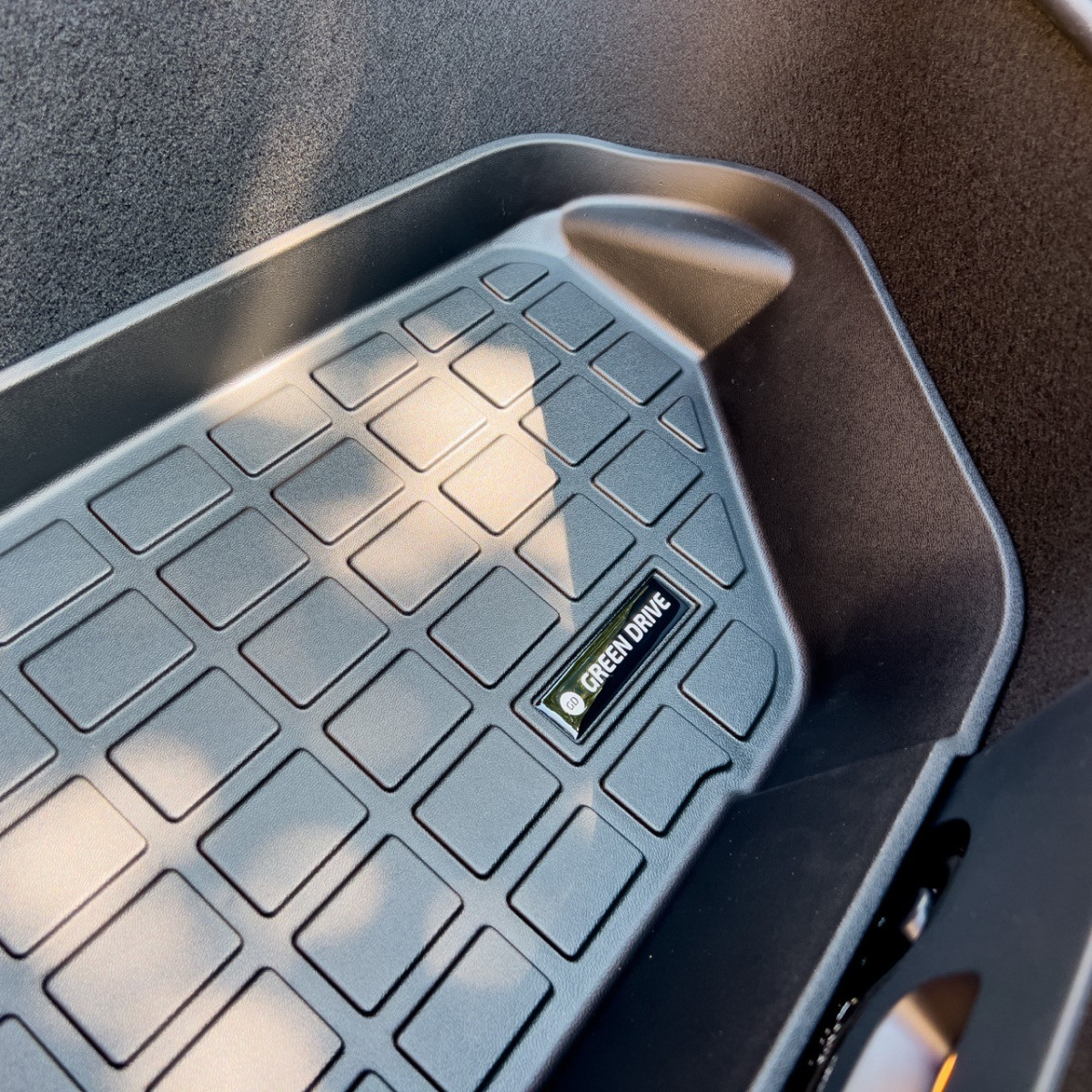 Mata przedniego bagażnika (frunk) do Tesla Model S Plaid i LR 2021+