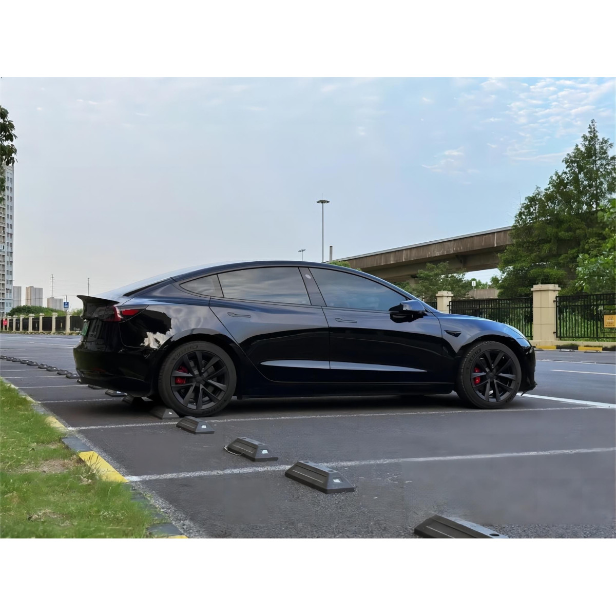 Σετ 4 τεμαχίων τροχών Arachnid Plaid 18 ιντσών για Tesla Model 3 2017-2023