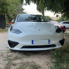 Plastová vložka s úplným prekrytím hmlového svetla pre Tesla Model Y