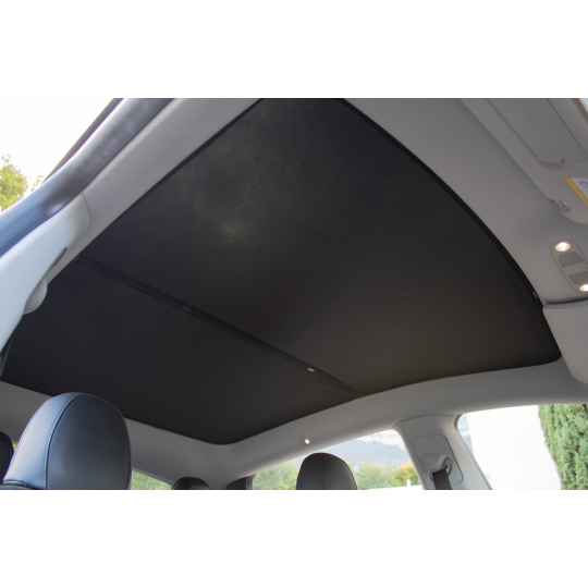 Solskydd på taket för Tesla Model Y